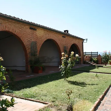 Fattoria Le Chianacce Apartment